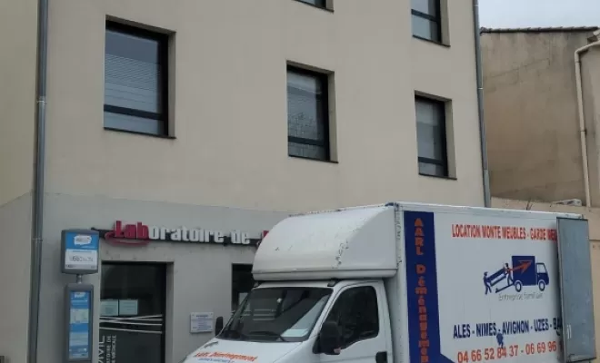 Aarl demenagement a demenager sur pont st esprit, Mons, AARL Garde-meubles